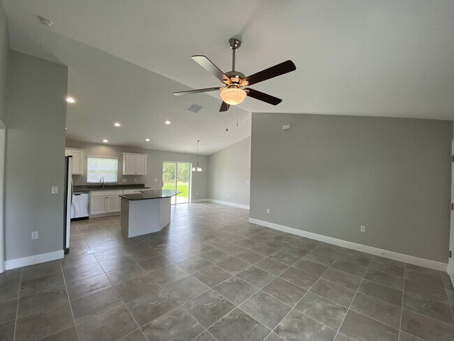 Building Photo - 14780 SW 27 Ct Rd