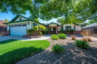 Building Photo - 836 Casals Dr