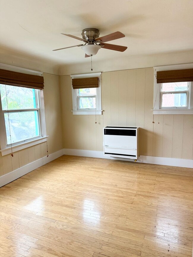 Building Photo - Stylish Bungalow in Hillcrest