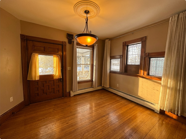 Foyer - 16 Boston Ave