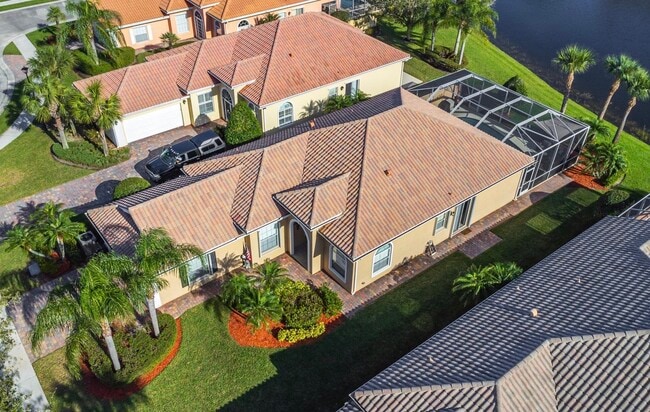 Building Photo - 11355 SW Rockingham Dr