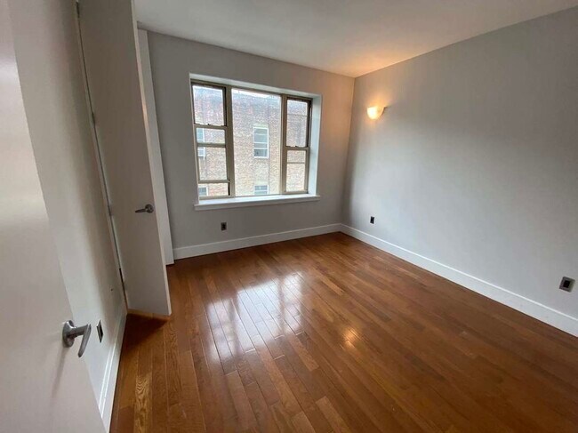 Building Photo - 41 Havemeyer St