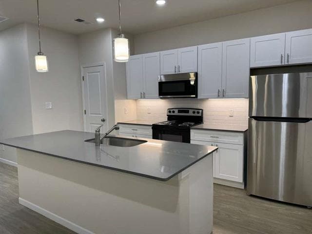 Building Photo - 1219 S Austin St