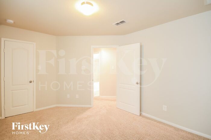 Building Photo - 7522 Simpson Springs Ln