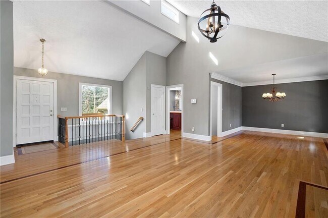 Building Photo - 4800 Grants Way NE
