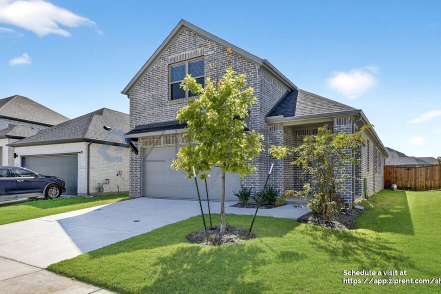 Building Photo - 413 Honeyhill Dr