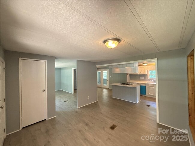 Building Photo - 5248 Montana Cir NW