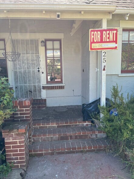 Primary Photo - 6125 Majestic Ave