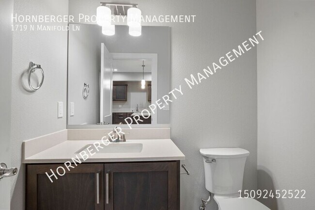 Building Photo - 1719 N Manifold Ln
