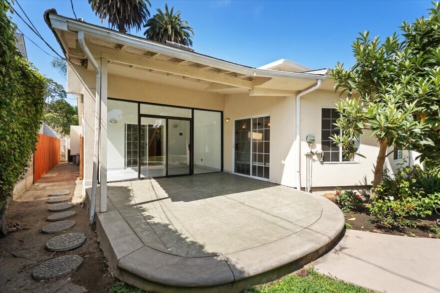 Building Photo - 2138 Midvale Ave