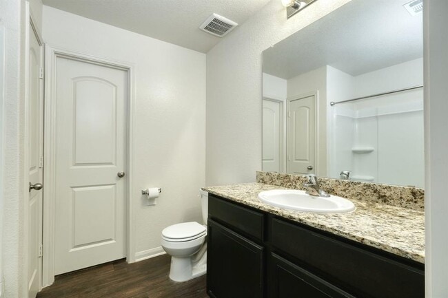 Building Photo - 5033 Cressler Ln