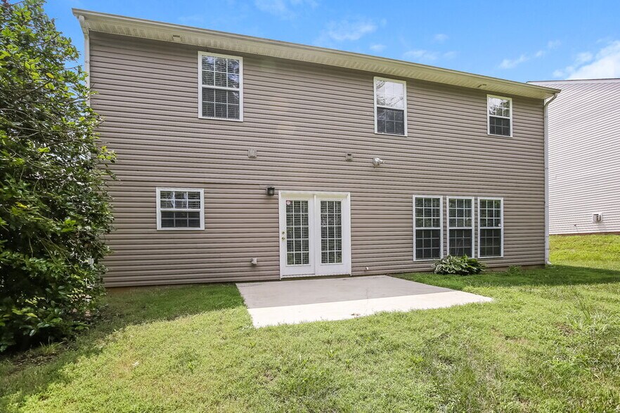 Building Photo - 2329 Apple Glen Ln
