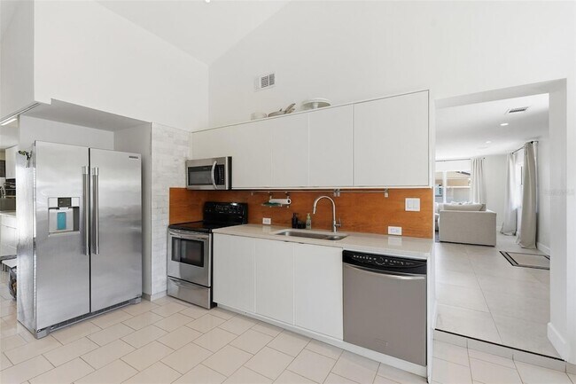 Building Photo - 6336 S Lansdale Cir