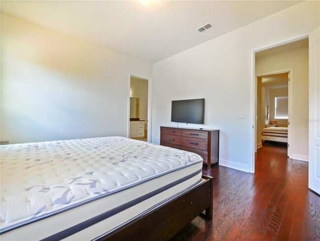 Building Photo - 15704 Marina Bay Dr