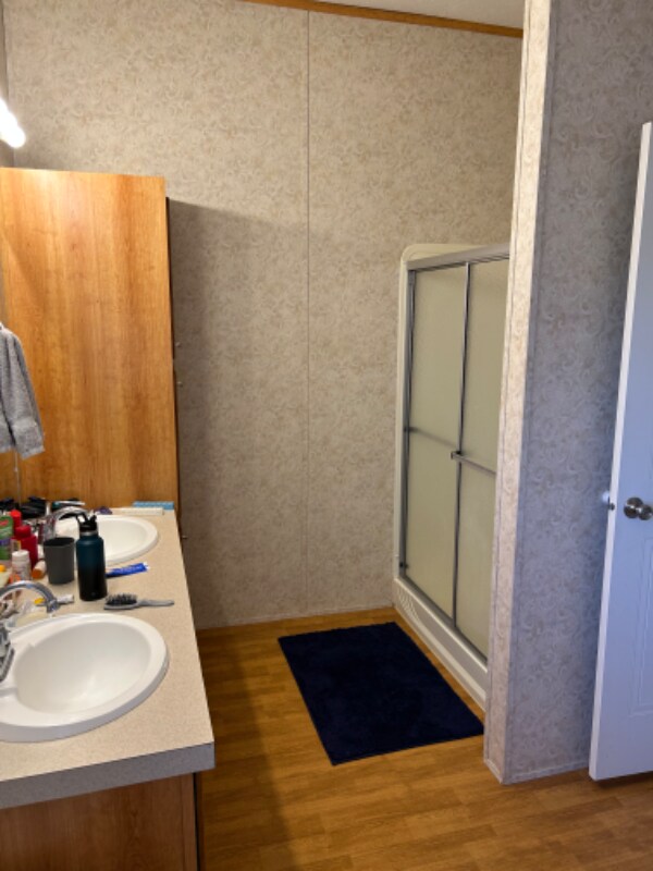 Building Photo - 6709 Six J Ct