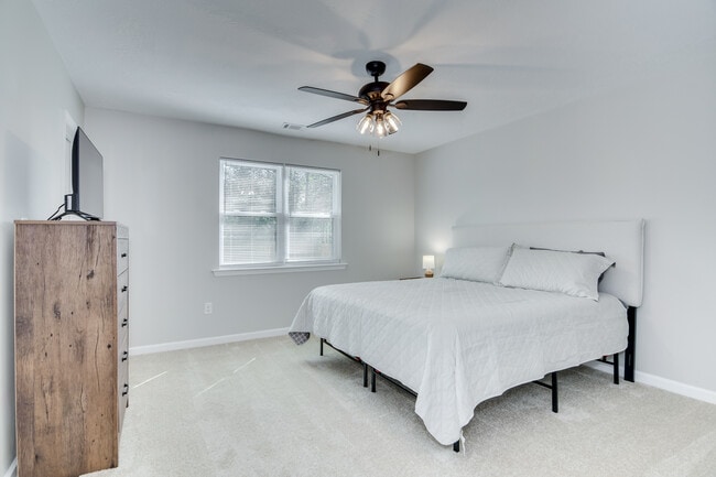 Building Photo - 4312 Windsor Spring Rd