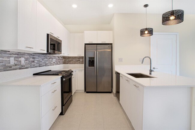 Building Photo - 8160 NW 42nd St