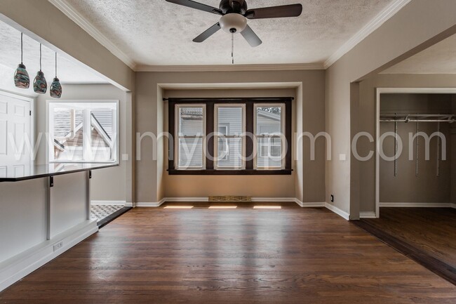 Building Photo - Completely Remodeled! 3 Bedroom / 3 Bathro...