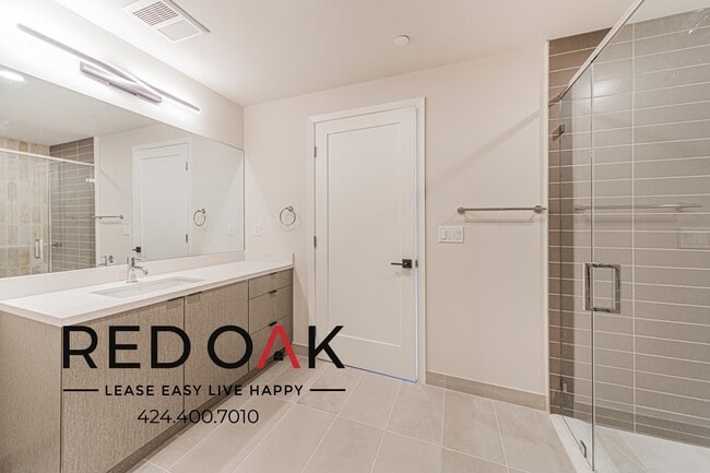 Building Photo - 5320 Cartwright Ave