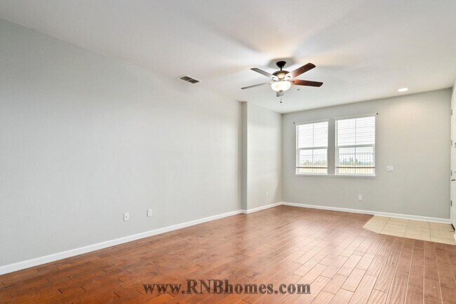 Building Photo - 1500 Hudson Cir