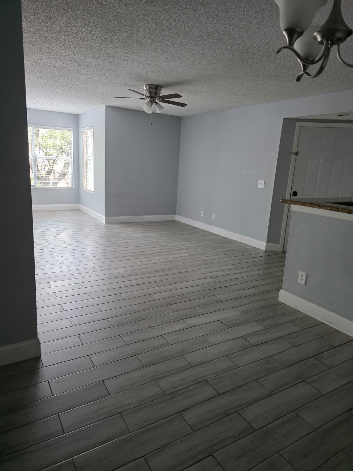 Building Photo - 5156 Conroy Rd