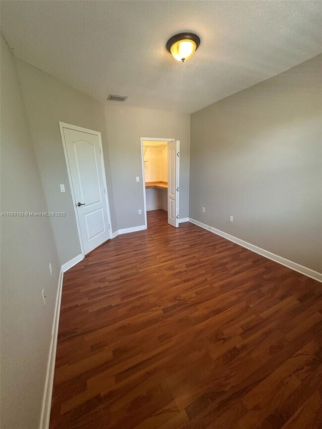 Building Photo - 5486 NW 112th Path