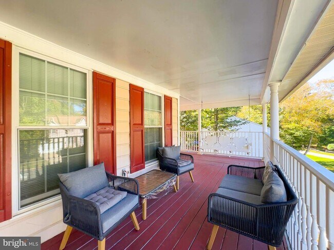 Building Photo - 107 Bonhill Dr