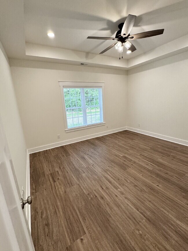 Building Photo - Low Maintenance Lifestyle! GORGEOUS 2 BR | 2 BA Brick Duplex in Rosewood (Goldsboro) *Lawn Care/T...