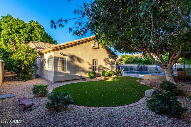 Building Photo - 6401 W Orchid Ln