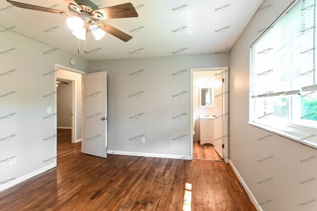 Building Photo - 11928 San Andres Dr