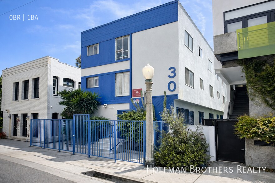 Building Photo - 30 Horizon Ave