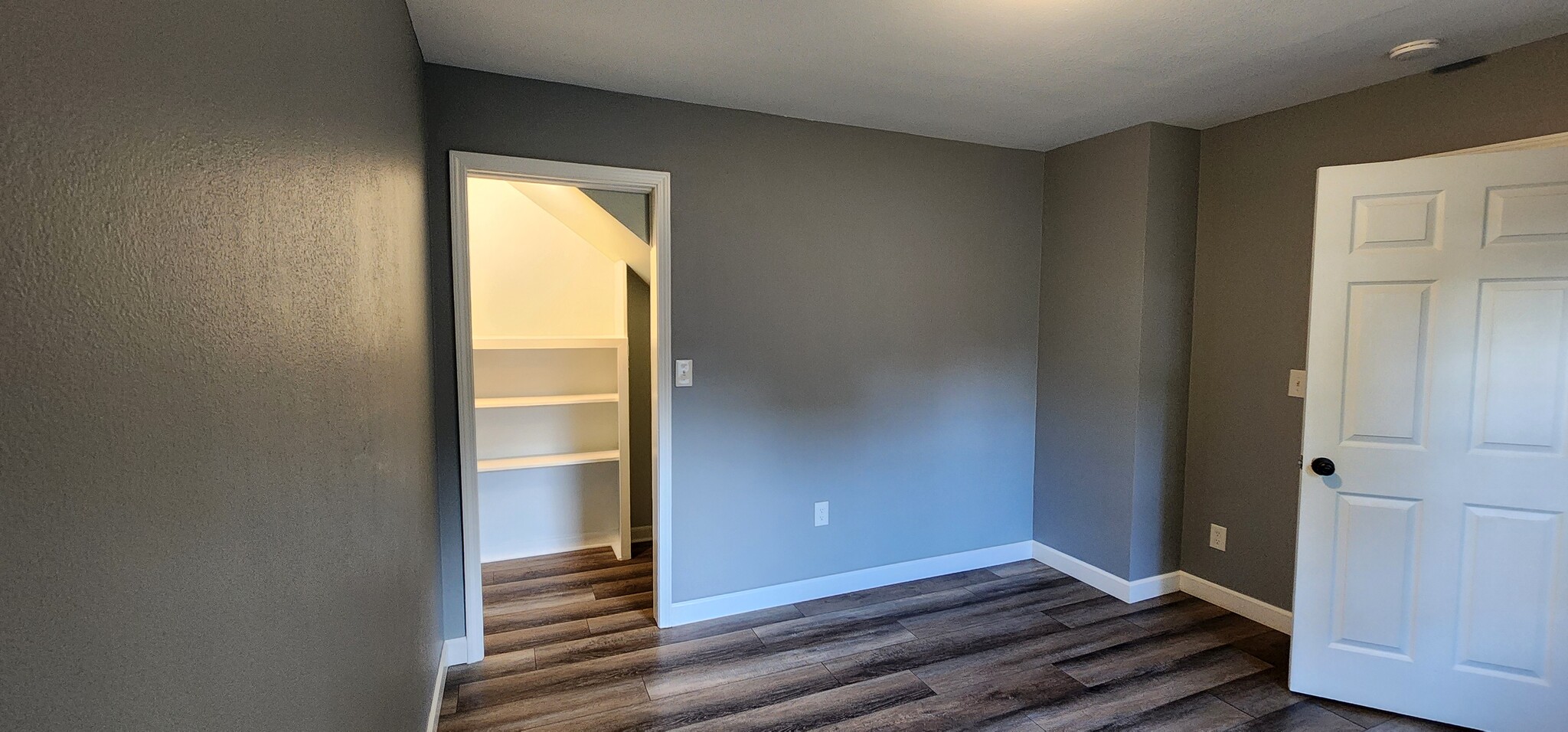 bedroom - 211 One Way St