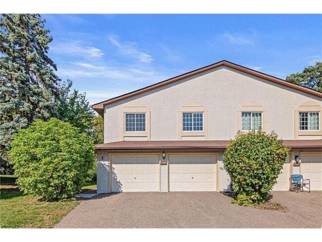 Building Photo - 2489 Woodbridge St