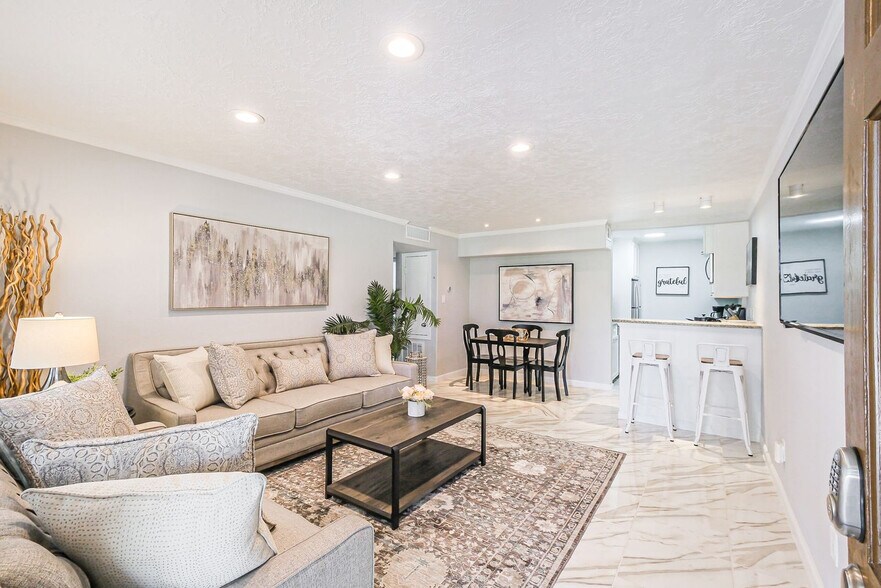 Primary Photo - 2507 Montrose Blvd