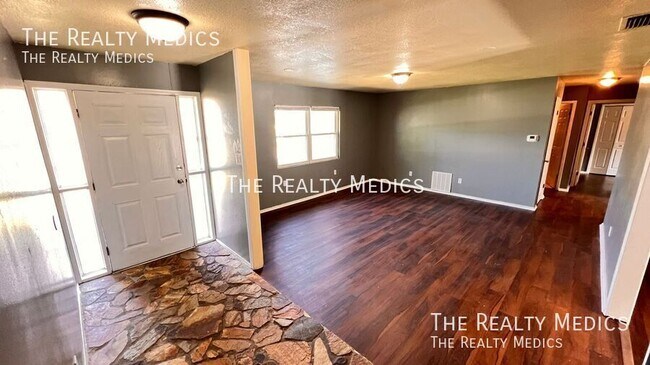 Building Photo - 1073 Leeward Dr