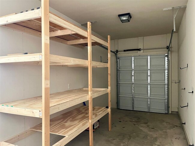 Building Photo - 9408 Tillman Ct