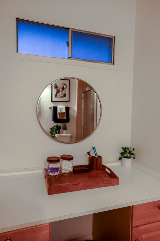 Building Photo - 328 E Dunbar Dr