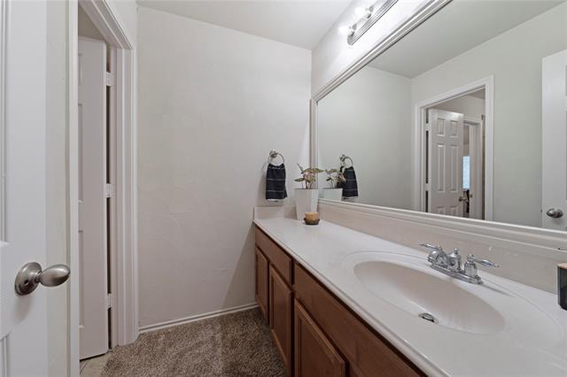 Building Photo - 9204 Sterling Gate Dr