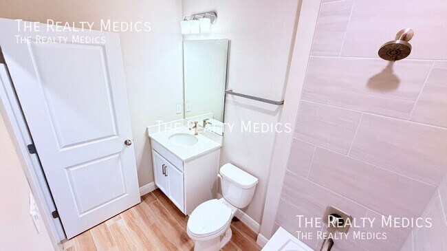 Building Photo - 6495 Cyrils Dr