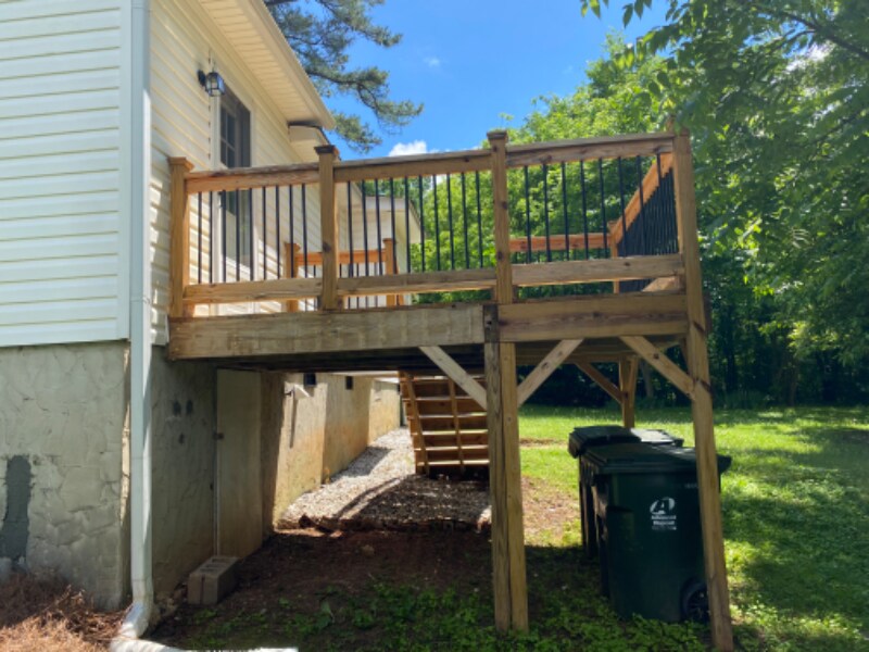 Building Photo - 413 Gibson Dr