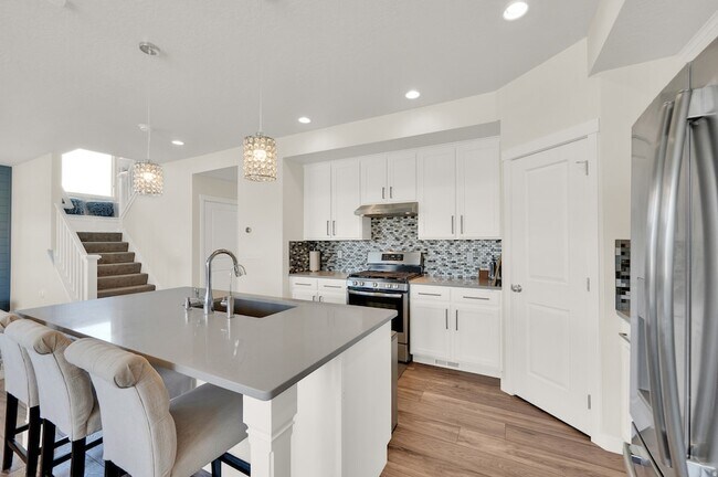 Building Photo - 4586 W Thorley Dr