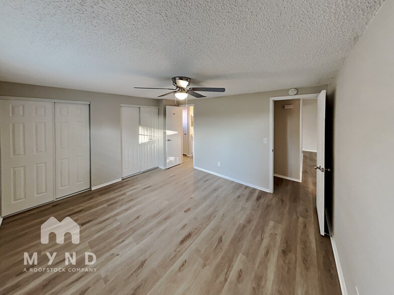 Building Photo - 7606 Woodland Oaks Ct