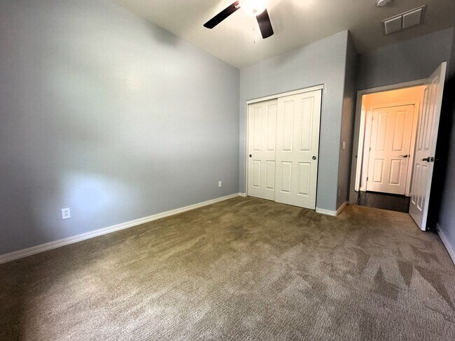 Building Photo - COMING SOON! LYONS GATE 5 BDRM + LOFT W CO...