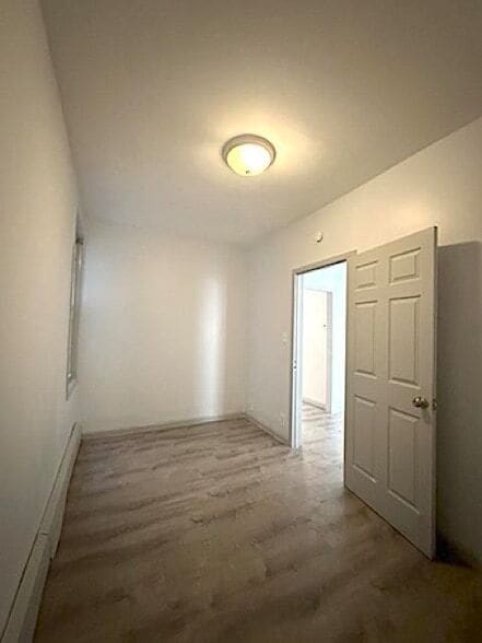 Building Photo - 98 Andrew St