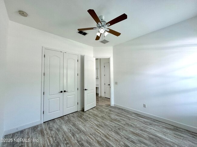 Building Photo - 559 Majestic Eagle Dr
