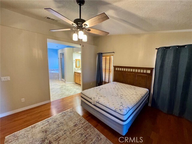Building Photo - 18015 Wildwood Dr