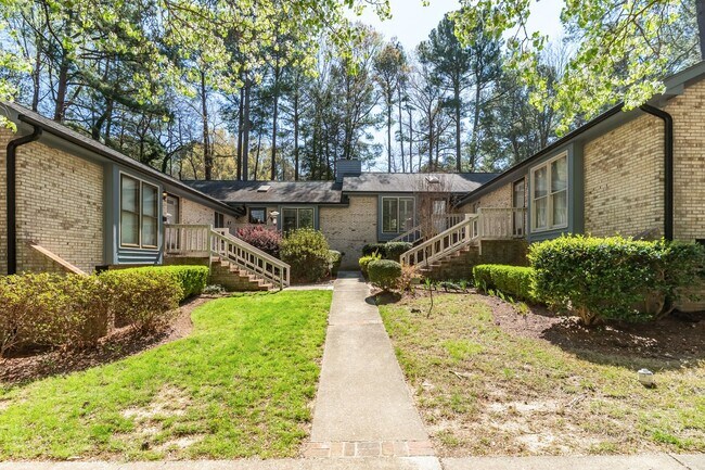 Building Photo - LOCATION!! Updated Townhome in Sought-After Durham Woodcroft neighborhood