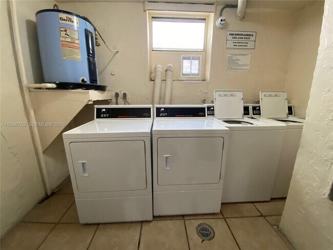 Building Photo - 4550 NW 9th St