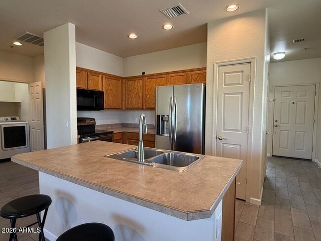 Building Photo - 935 Salida Ln