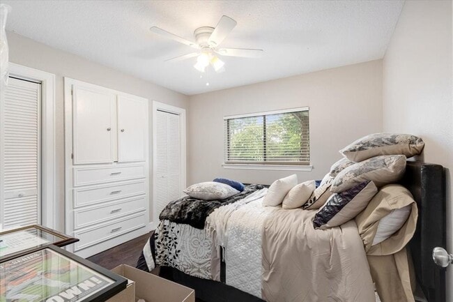 Building Photo - 3209 Blue Wing Dr